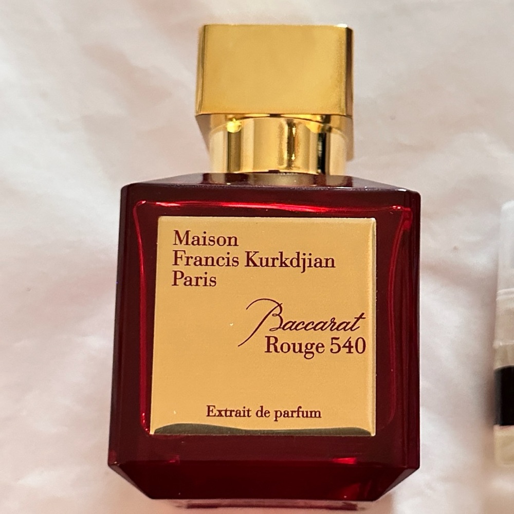 2mL Perfume Sample MAISON FRANCIS KURKDJIAN Baccarat Rouge 540 Extrait de Parfum - Picture 7 of 11
